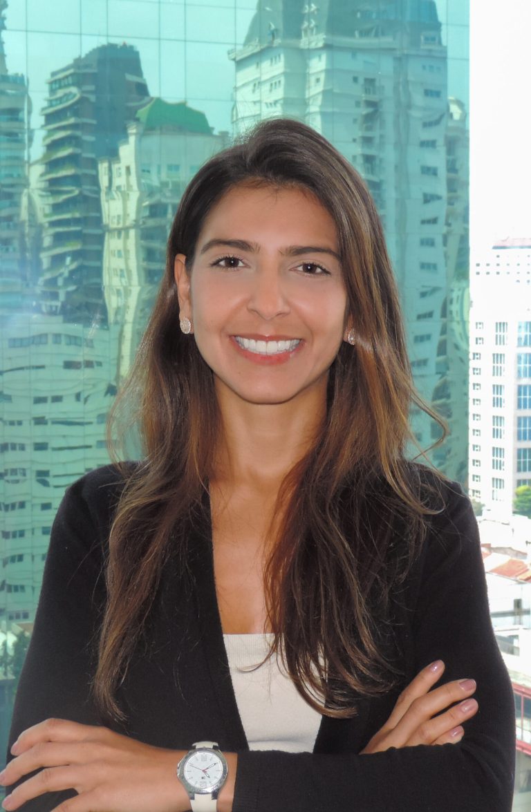 Flávia Muller de Faria